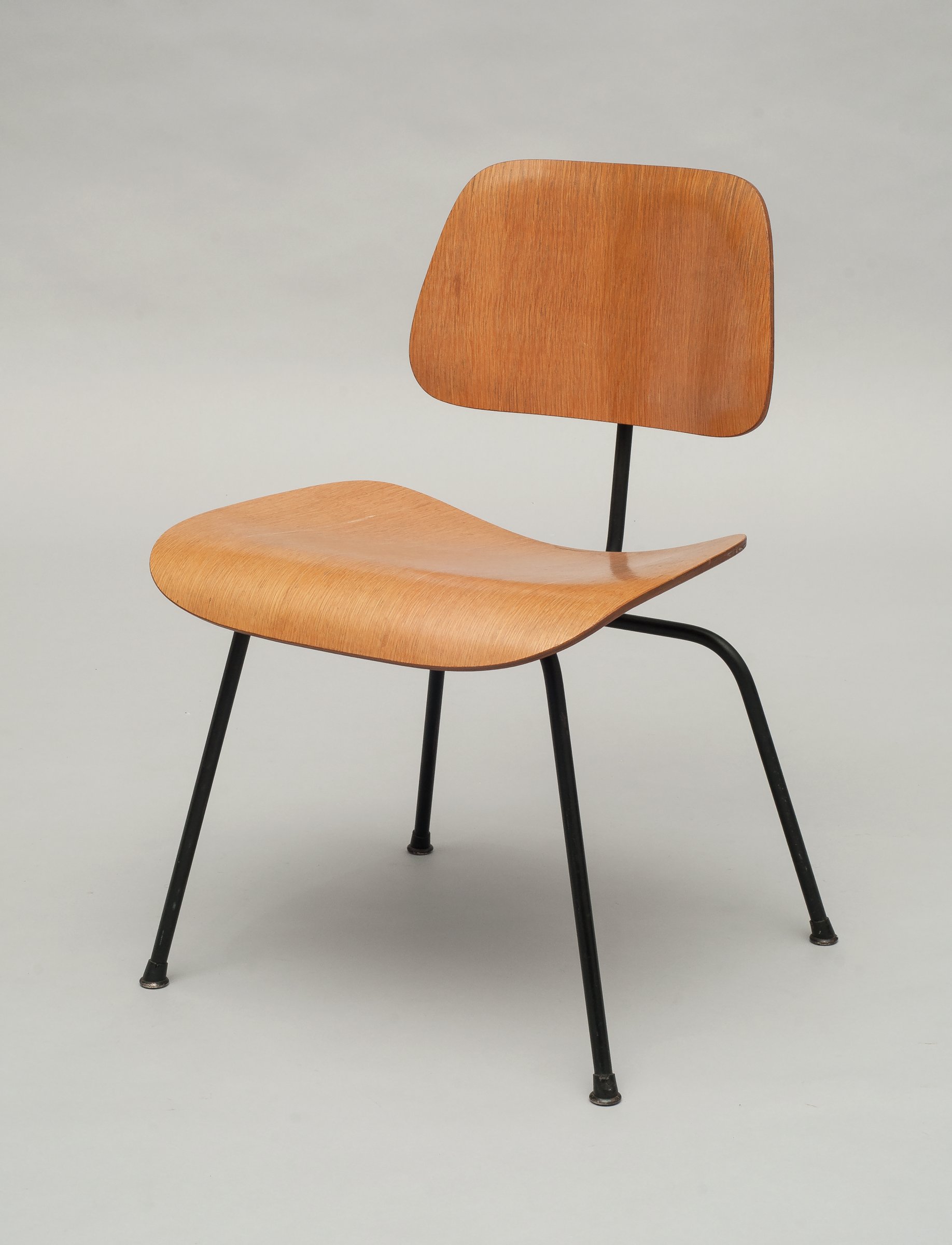 DCM Chair