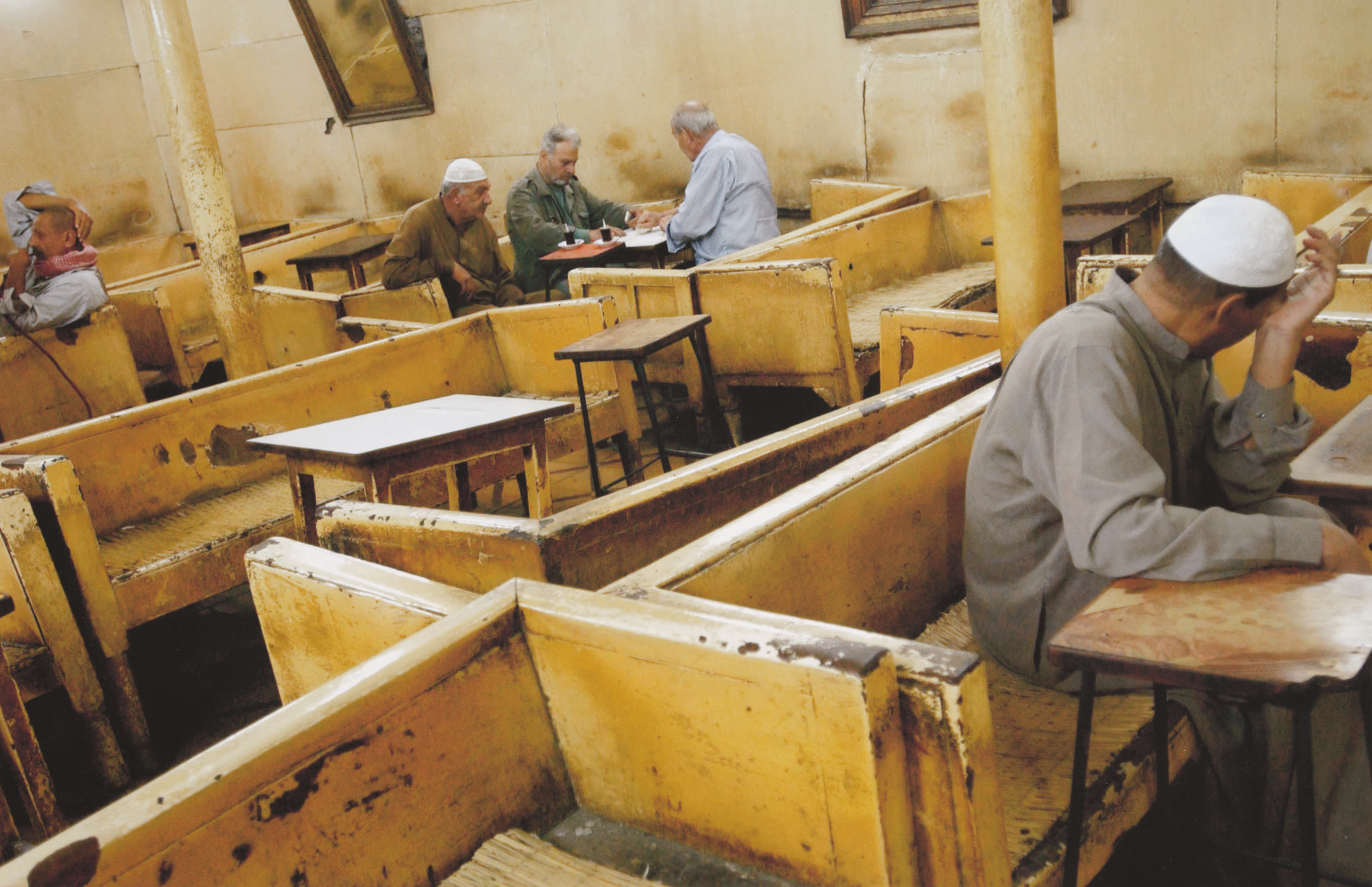 Tea House Dominoes, Baghdad