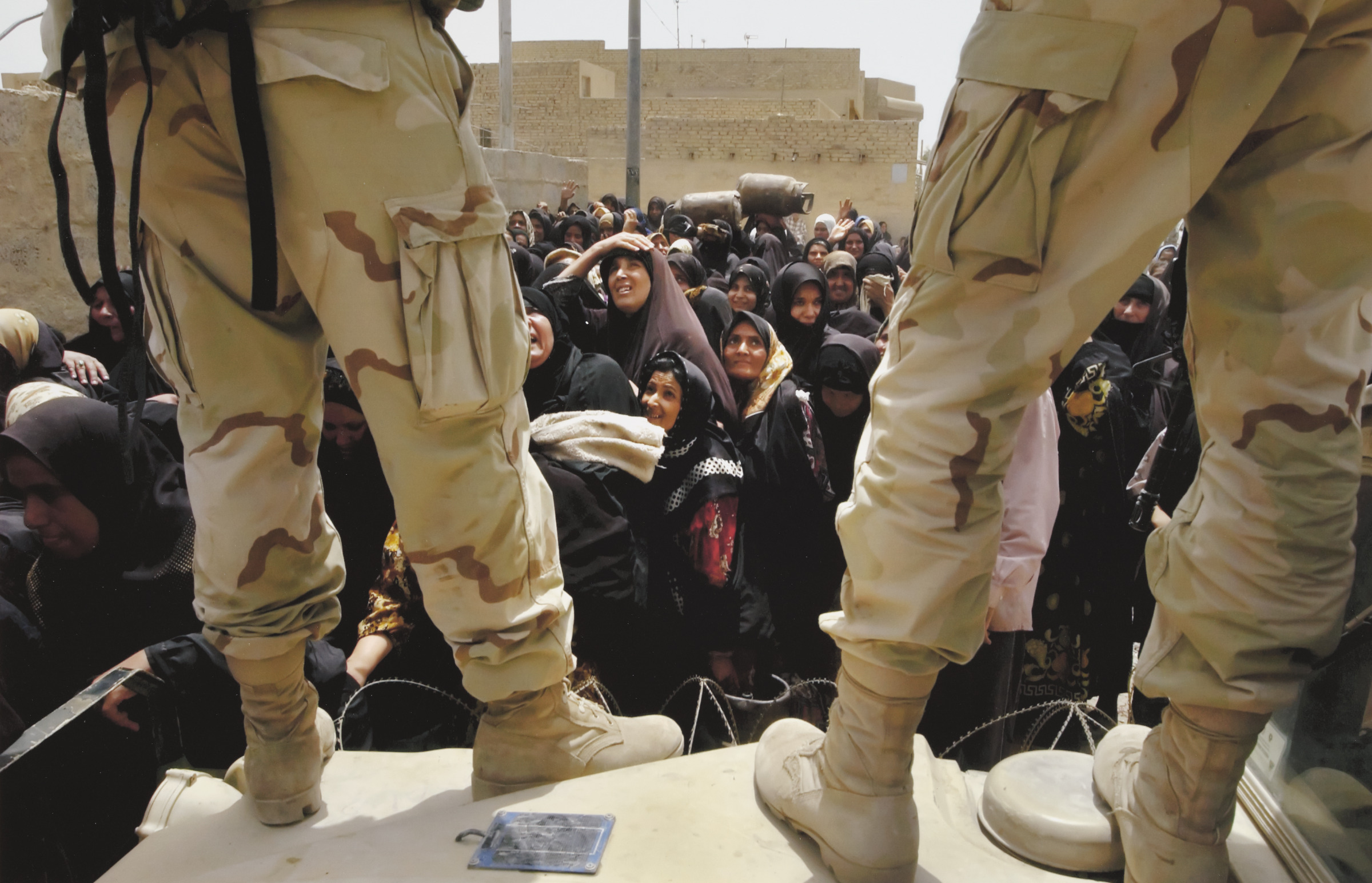 Boots Over Gas, Thawra