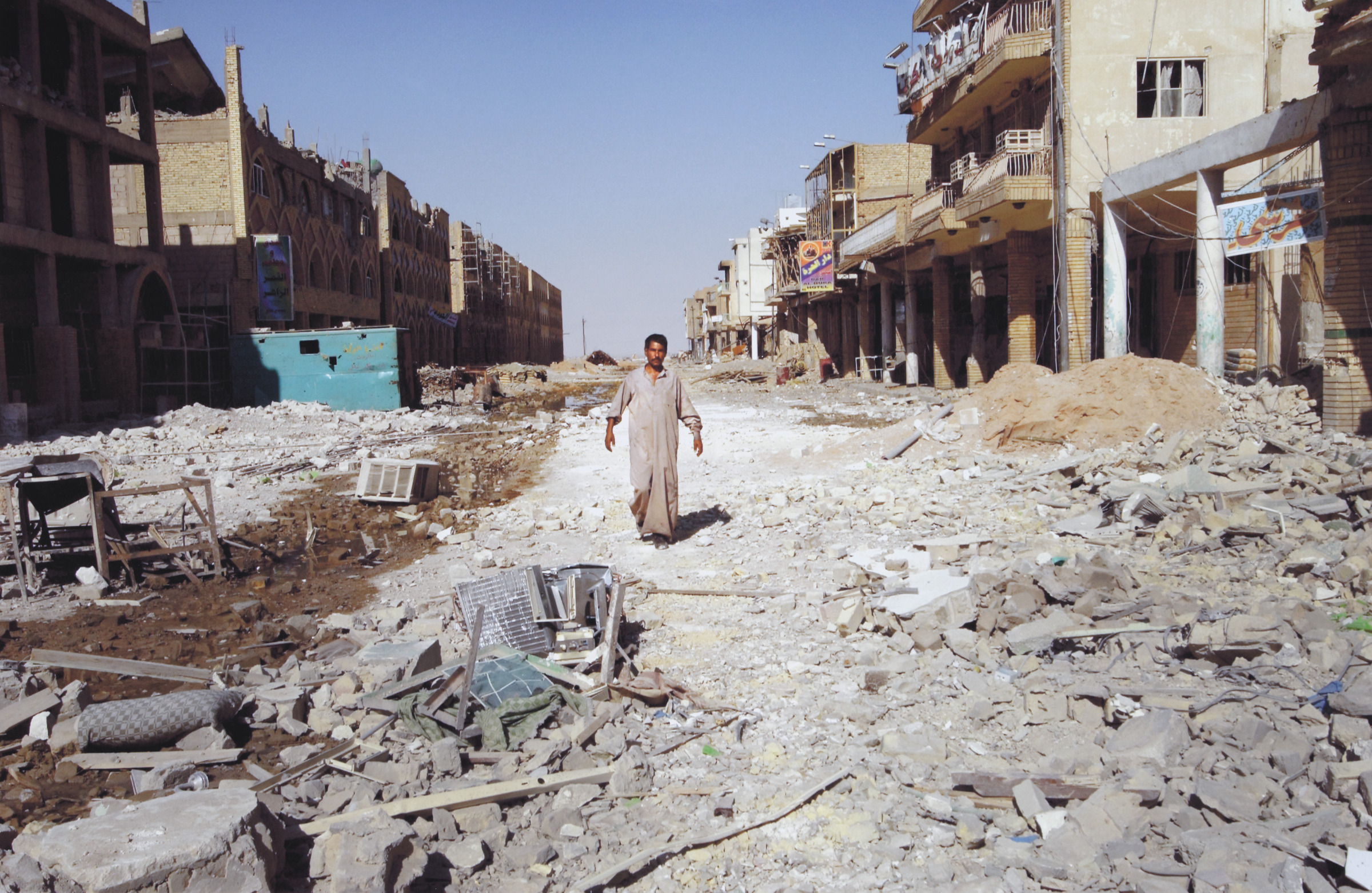 Lone Man Unarmed Najaf