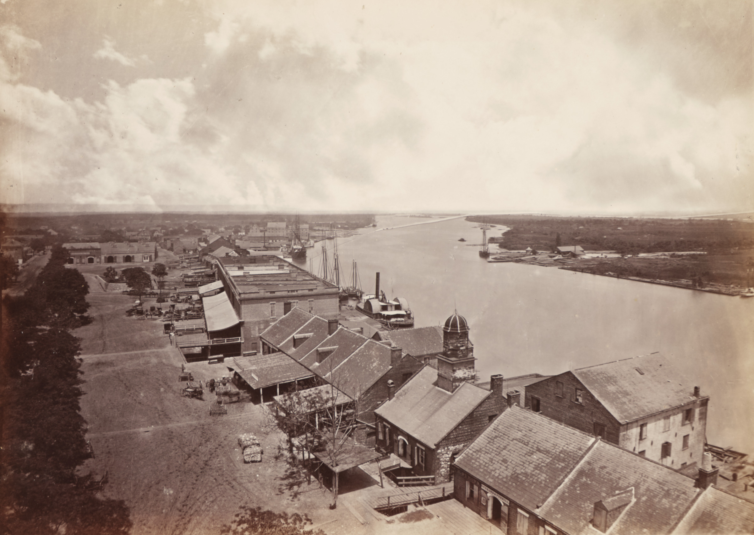 Savannah, Looking Up the River