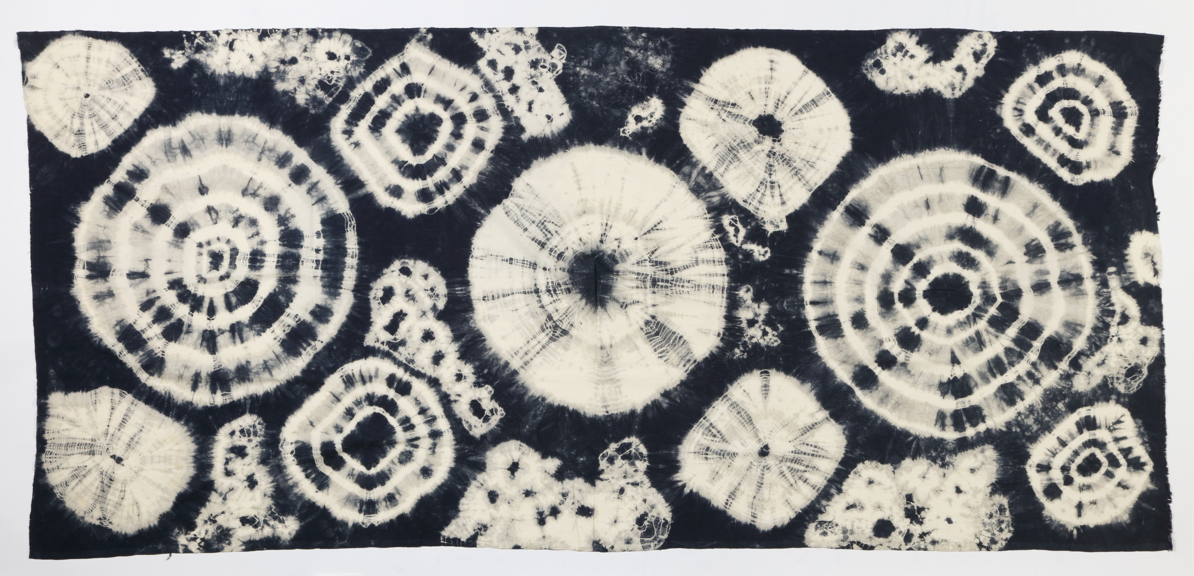 17/3 Tiv Indigo/ White Tie Dye