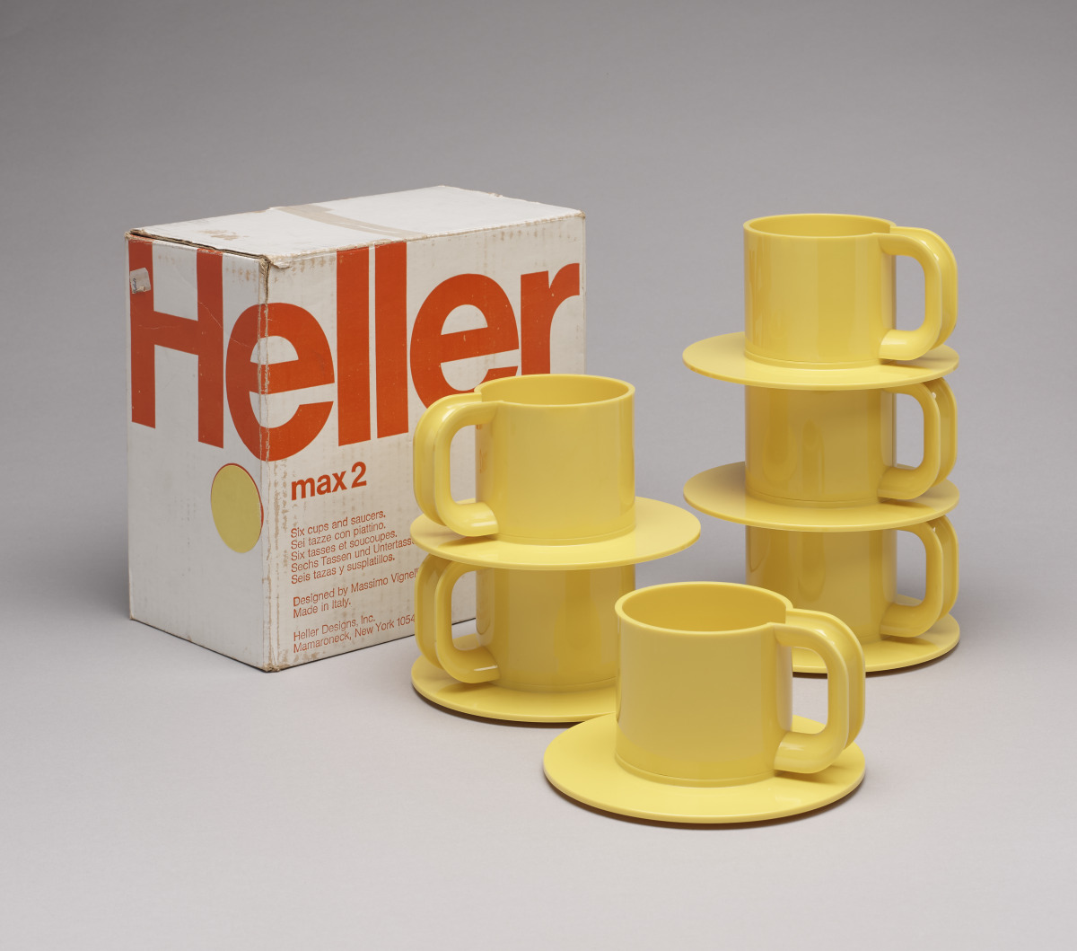 Max 2 Coffee Cups & Saucers